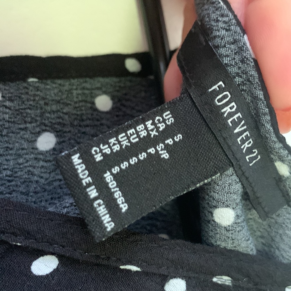 Beautiful romper - Picture 4 of 5